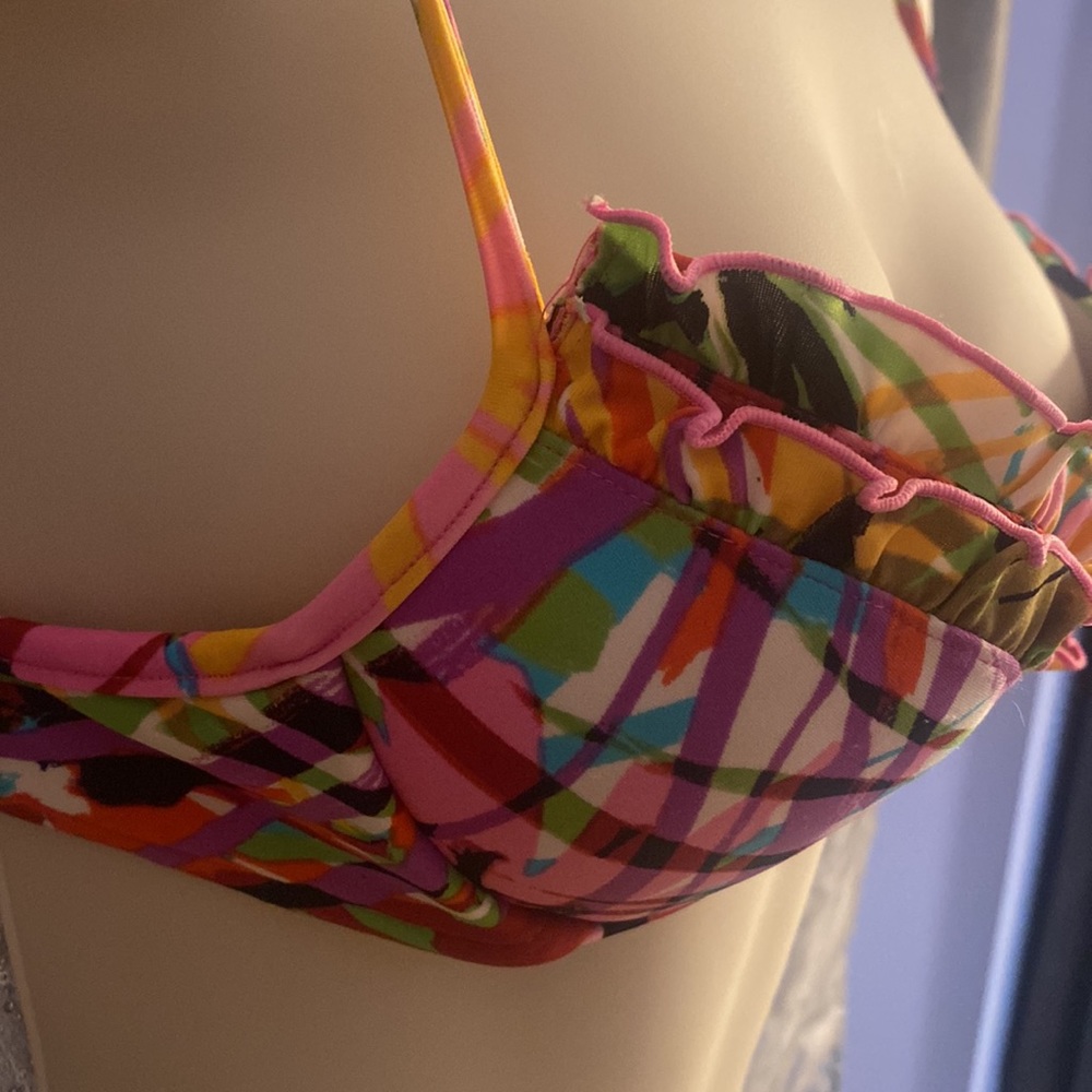 Bikini set - Picture 8 of 9